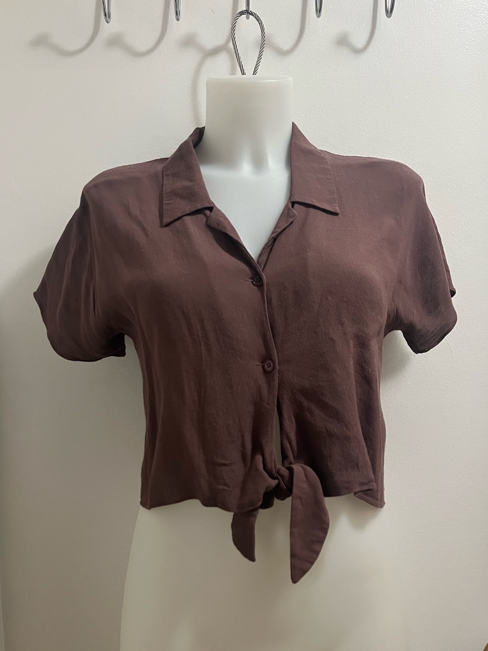 Wilfred Free Brown redish button up blouse, Size XXS (fits oversized)